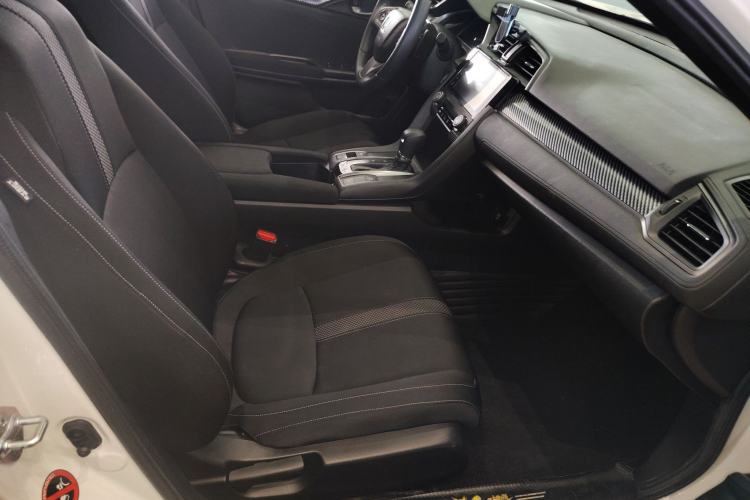 Used Honda Civic 2021 HATCHBACK 220TURBO CVT Dynamic Control
