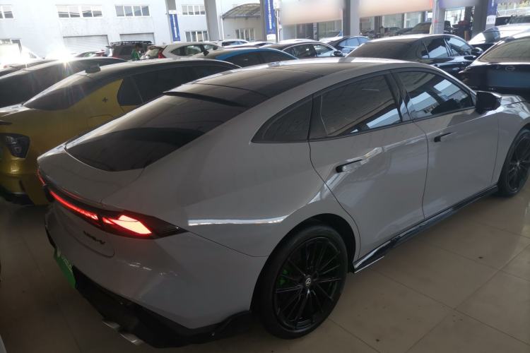 Used CHANGAN UNI-V 2022 2.0T Leading-Speed Edition
