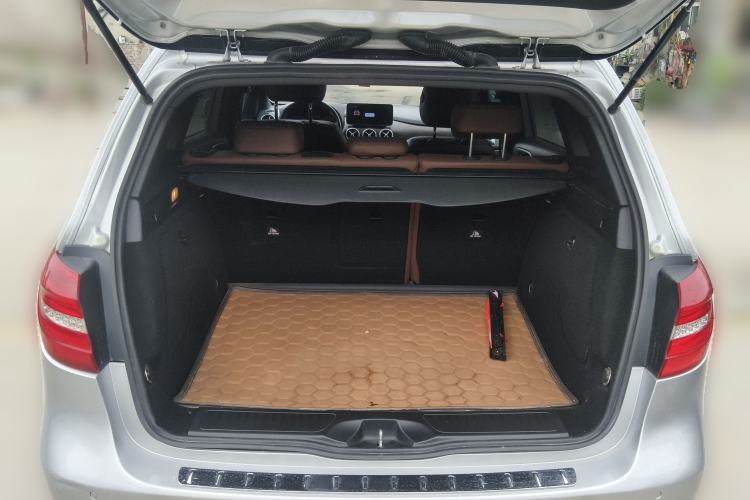 Used Mercedes-Benz B-Class 2012 B 200 Trunk