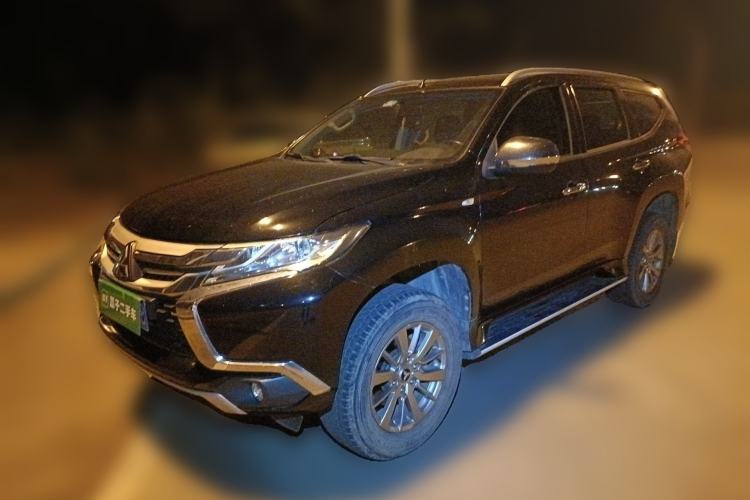 Used Mitsubishi Pajero 