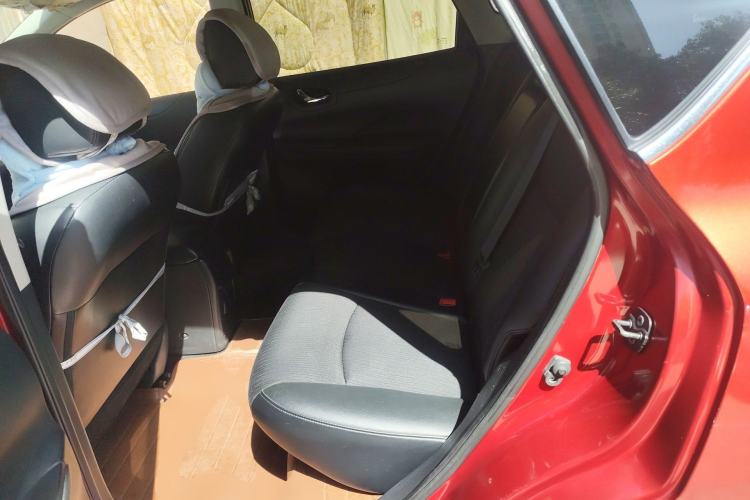 Used Nissan Tiida 2011 1.6L CVT Smart Version
