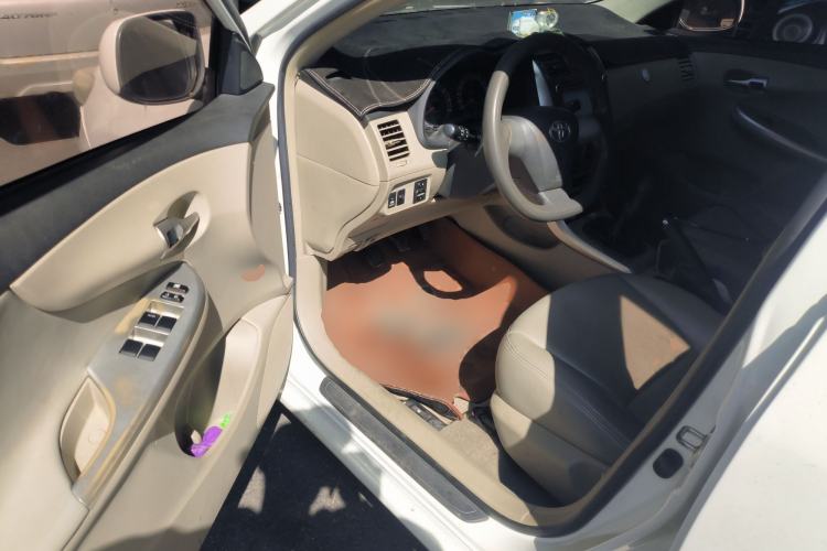 Used Toyota Corolla 2011 1.6L Manual GL