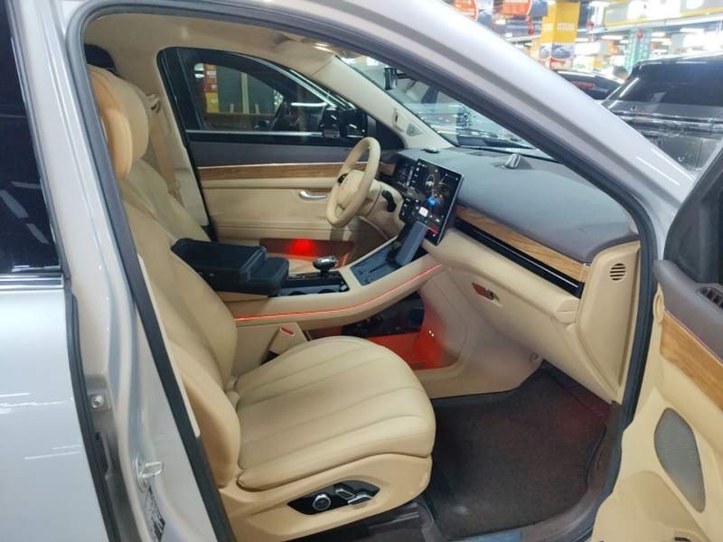 Used Hima AITO M7 2024 1.5T Rear-Drive Plus Version 6 Seats — 24