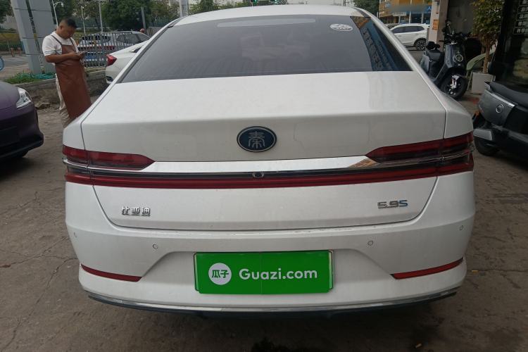 Used BYD Qin Pro New Energy 2018 DM 1.5TI Automatic Smart Connect Enjoyment Model Rear