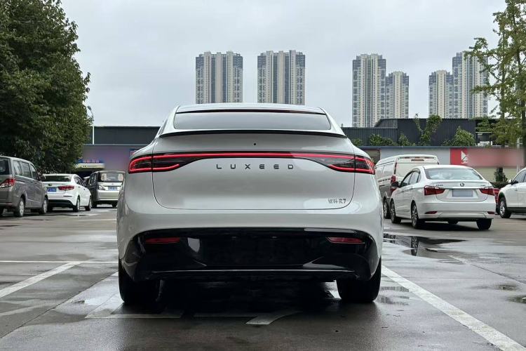 Used Hima Luxeed R7 2024 All-Electric 736 km Ultra Exterior 6