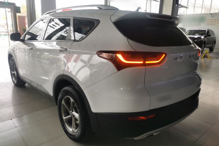 Used JETOUR X70M 2021 1.5T Manual Urban Partner 7-Seater
