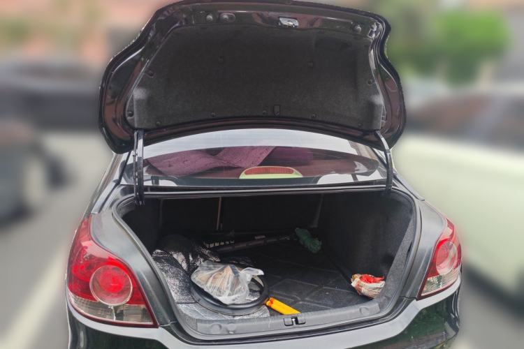 Used Volkswagen Lavida 2011 1.4 TSI Manual Prestige Edition Trunk