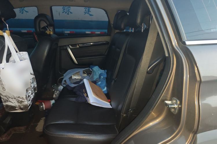 Used Chevrolet Captiva 2015 2.4L 4x4 Flagship Edition 7-Seater Left Rear Seat