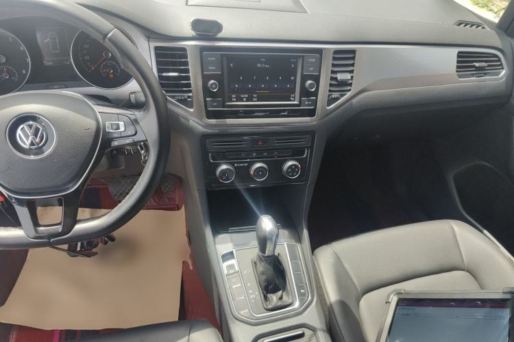 Used Volkswagen Golf Sportsvan 2019 280TSI Automatic Trendy Edition China V Standard
