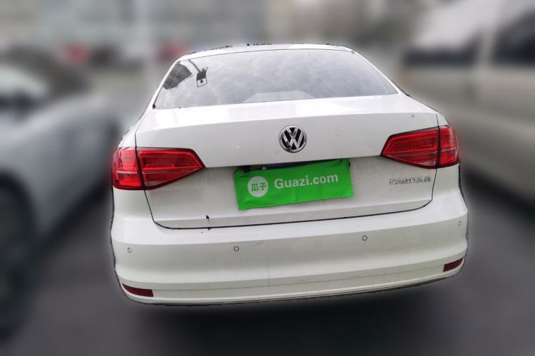 Used Volkswagen Sagitar 2015 1.6L Automatic Comfort Model
