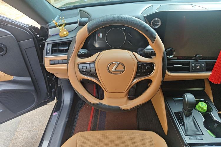 Used Lexus ES 2025 Model, 200 Special Edition