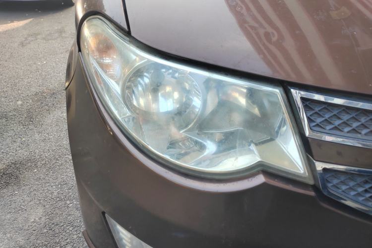 Used Wuling Hongguang 2015 1.5L S Base Model China IV Right Front Headlight