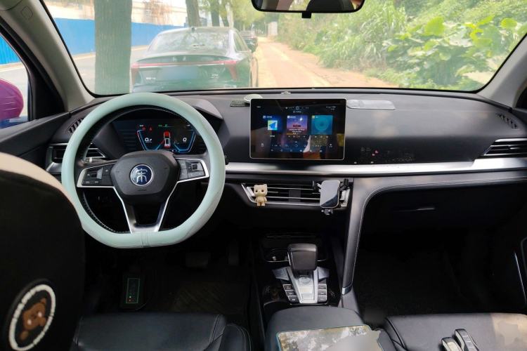 Used BYD Song Pro 2019 1.5T Automatic Elite Edition Center Console