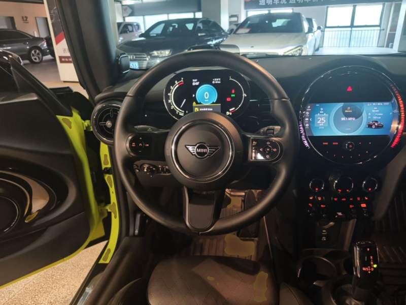 Used MINI 2023 Revised 1.5T COOPER CABRIO Artist — 10