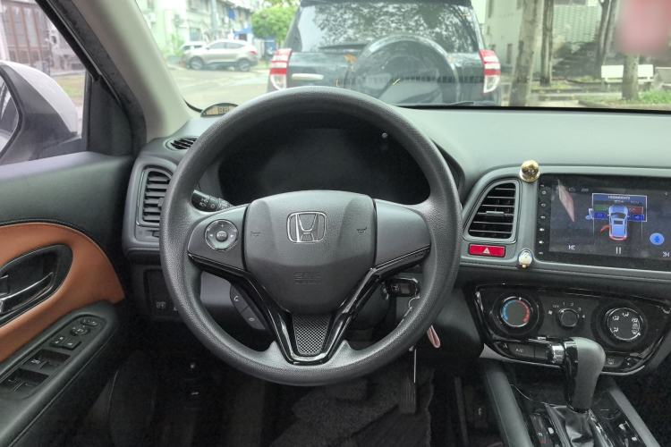 Used Honda Vezel 2015 1.5L CVT two-wheel drive Comfort trim Steering Wheel