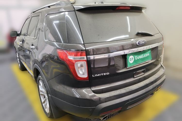 Used Ford Explorer 2013 3.5L Deluxe Model
