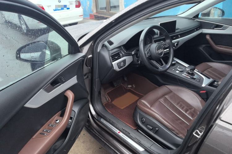 Used Audi A4L 2018 30th Anniversary Edition 40 TFSI Fashion Model
