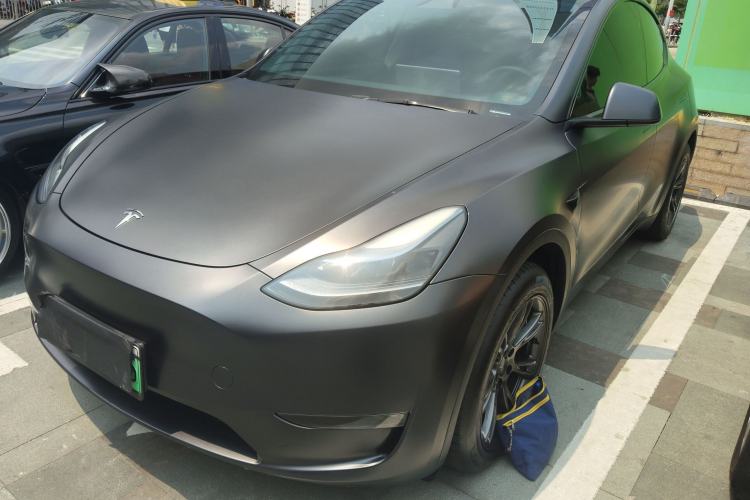 Used Tesla Model Y 2024 Long-Range All-Wheel-Drive Version