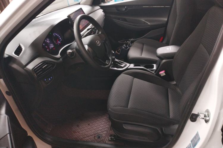 Used Hyundai Celesta 2020 1.6L Automatic GL Enjoyable Edition