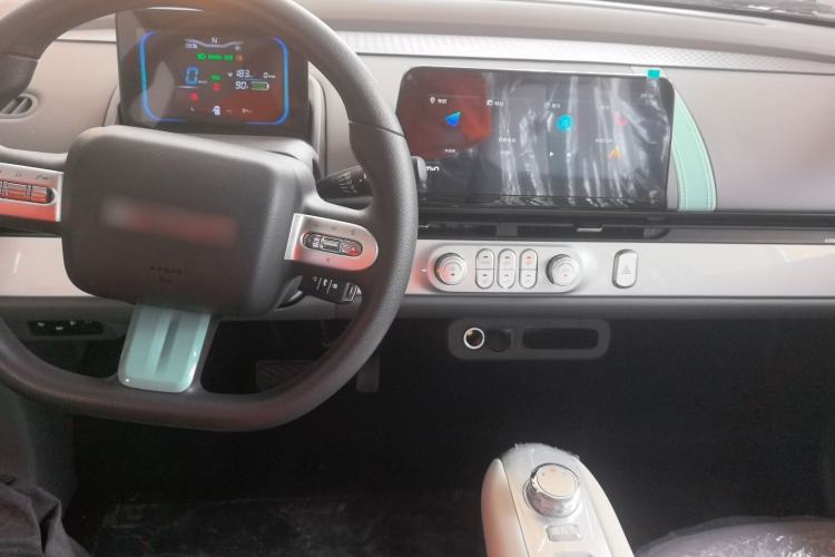 Used CHANGAN NEVO Lumin 2025 205 km Xiangqin Version Center Console