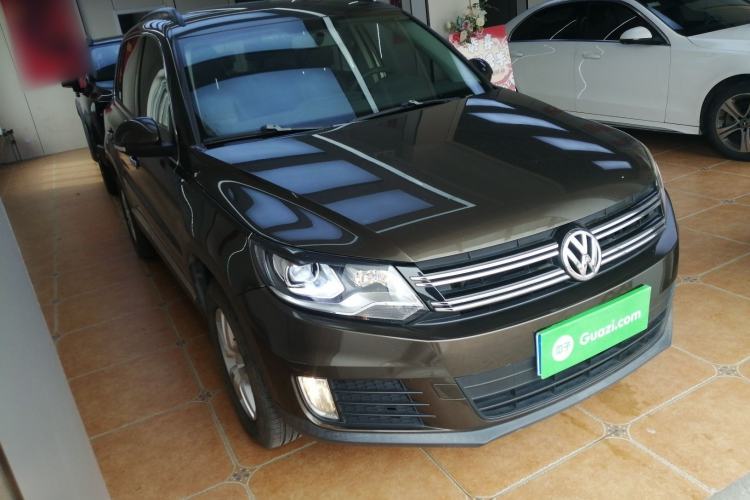 Used Volkswagen Tiguan 2015 1.8TSI Automatic Two-Wheel Drive Trend Edition Front Right 45 Deg