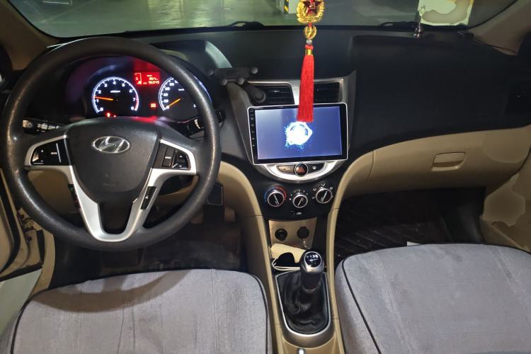 Used Hyundai Verna (older generation) 2014 1.4L Manual Fashion GS Model
