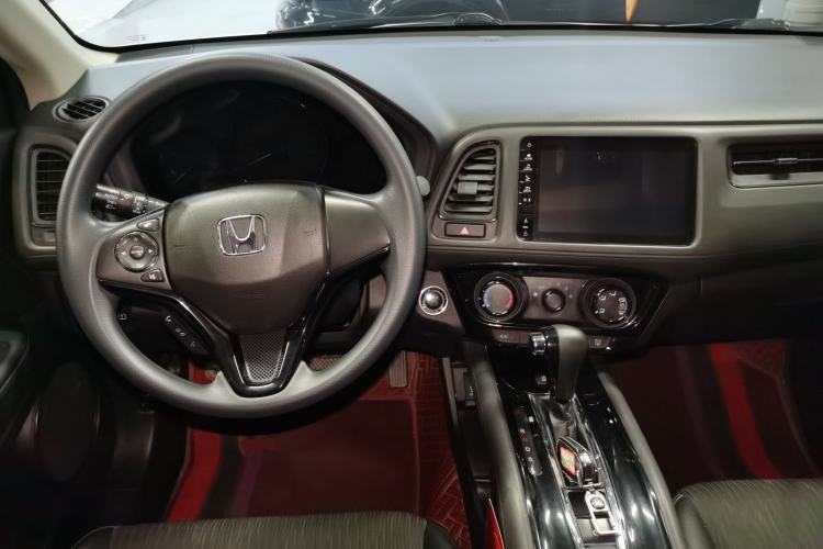 Used Honda Vezel 2020 1.5L CVT Luxury Edition
