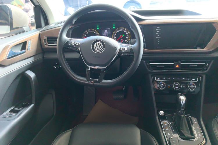 Used Volkswagen Tharu 2020 Facelift 330TSI Four-Wheel Drive Luxury PLUS Version China VI Standard