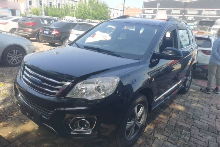 Used Haval H6 2014 Upgraded Model 2.0T Diesel Manual Two-Wheel Drive Urban Version