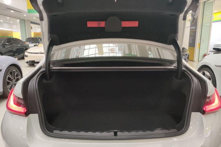 Used BMW i3 2022 eDrive 35 L
