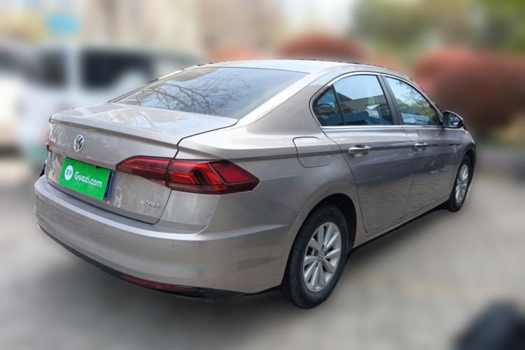 Used Volkswagen Bora 2019 1.5L Manual Fashion Edition
