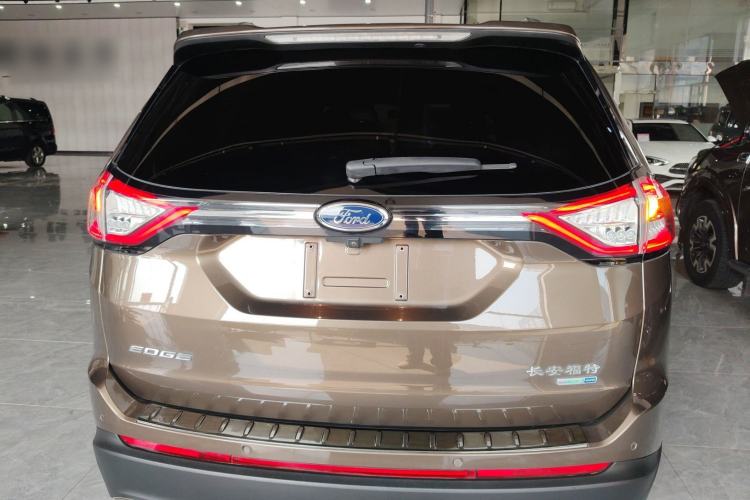 Used Ford Edge 2016 EcoBoost 245 Four-Wheel Drive Titanium Edition 7-Seater
