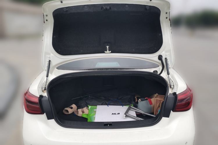 Used Infiniti Q50L 2018 2.0T Enjoyment Version China V Standard