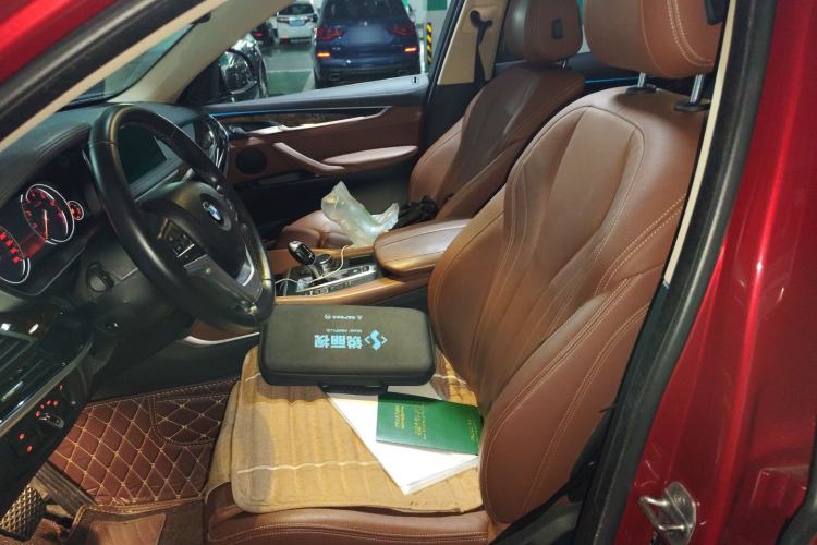 Used BMW X6 2017 xDrive28i Left Front Seat