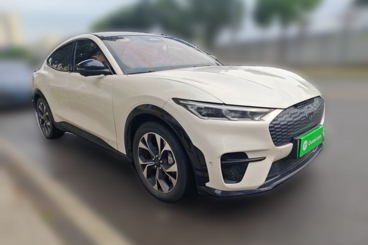 Used Ford Mustang Mach-E 2021 AION Y Plus Rear-Drive Luxury Edition (Long Range) Front Right 45 Deg