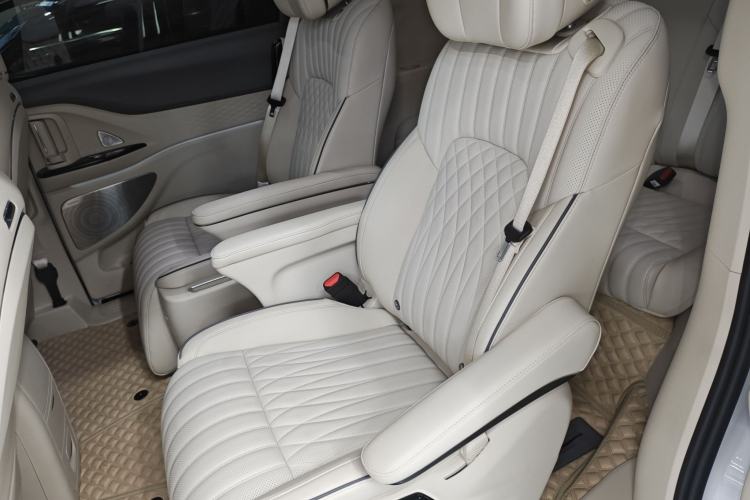 Used VOYAH Dream 2022 0-Emission Edition Dream+ Smart Range Package – 605 km