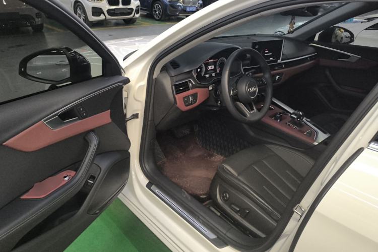 Used Audi A4L 2020 40 TFSI Fashionable and Elegant Model