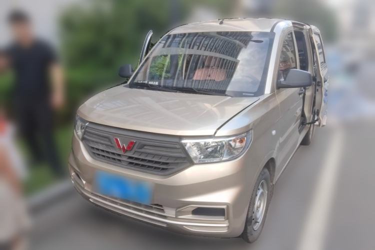 Used Wuling Hongguang V 2022 1.5L Jingqu Edition Electric-Assist LAR