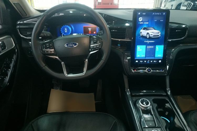 Used Ford Explorer 2020 EcoBoost 285 4x4 Titanium Edition 6 Seats Steering Wheel