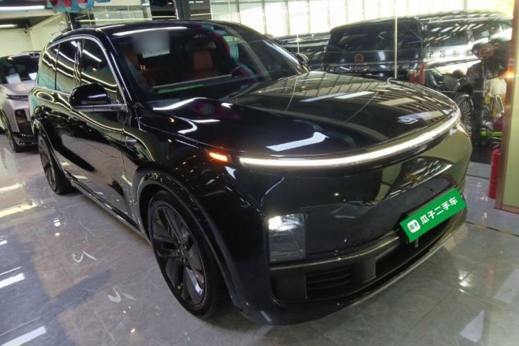 Used Li Auto L9 2023 Pro Model Front Right 45 Deg