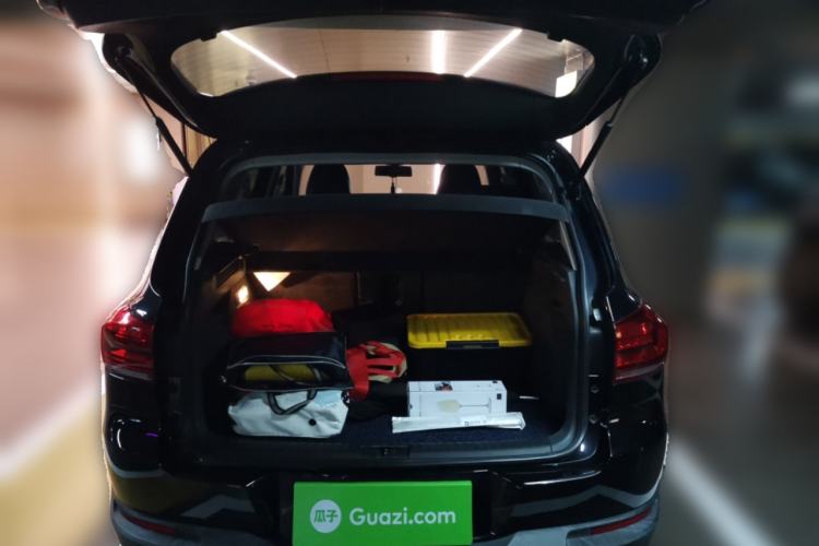 Used Volkswagen Tiguan 2015 2.0 TSI Automatic All-Wheel Drive Flagship Edition Trunk