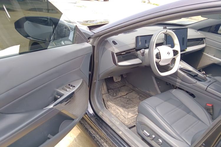 Used Dongfeng eπ eπ007 2024 530 Pro Version Driver Seat