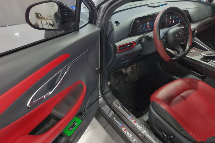 Used Changan UNI-T 2020 1.5T Prestige Version
