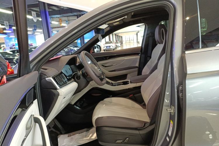 Used BYD Song PLUS New Energy 2025 DM-i Smart Drive 112KM Prestige Model Left Front Seat