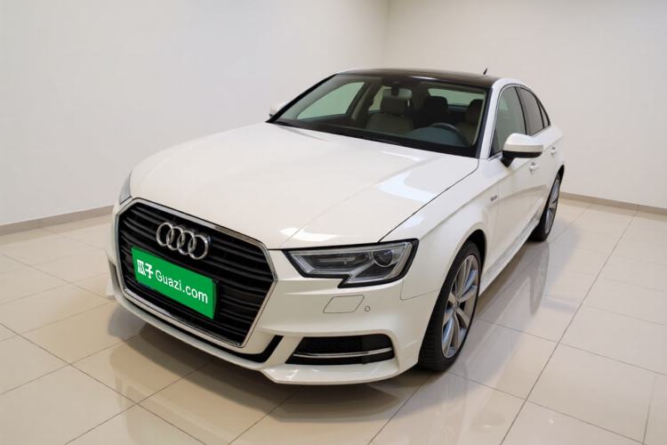 Gebrauchter Audi A3 2017 Limousine 35 TFSI Fashion Model Guazi used car, China used car export, Used car for sale, Used  cars, Cheapest cars for sale