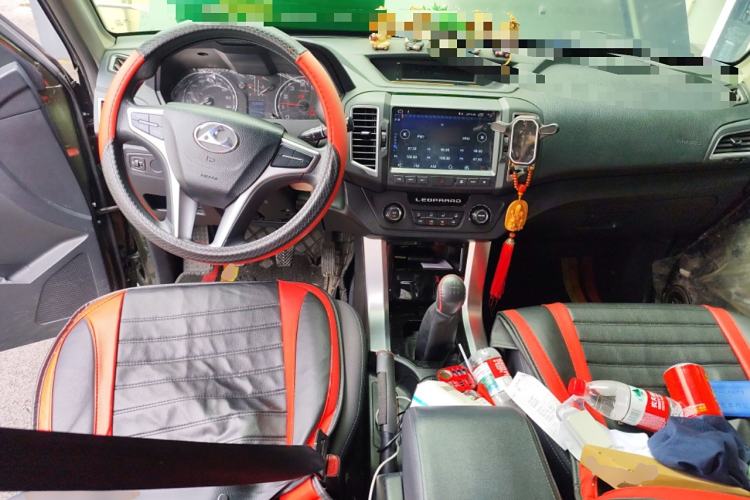 Used Leopaard Q6 2015 2.4L Manual Two-Wheel-Drive Elite Model
