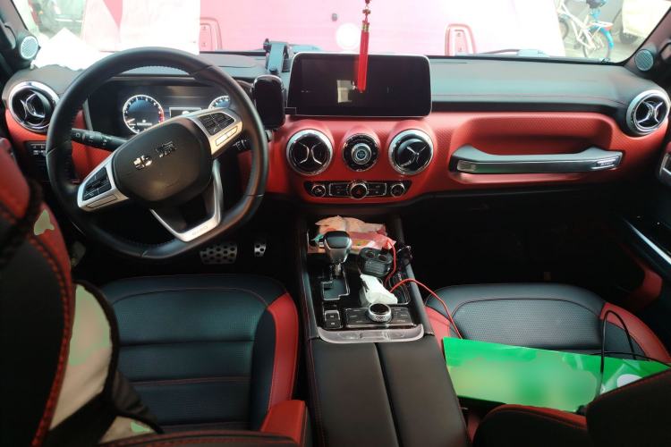 Used BAIC Off-Road BJ40 2019 2.3T Automatic Four-Wheel Drive Urban Hunter Edition Premium Model China VI Emission Standard
