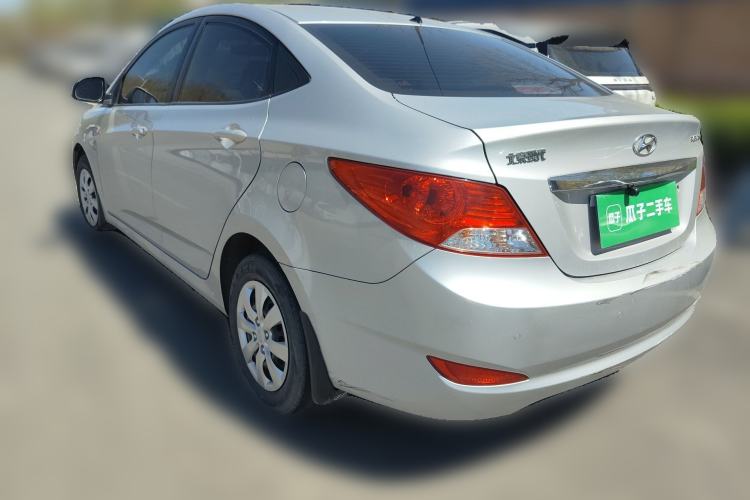 Used Hyundai Verna (older generation) 2010 Sedan 1.4L Manual Comfort GS Rear Left 45 Deg