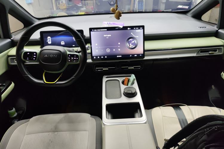 Used AION Y 2023 Plus 510 Enjoy Edition Interior 2