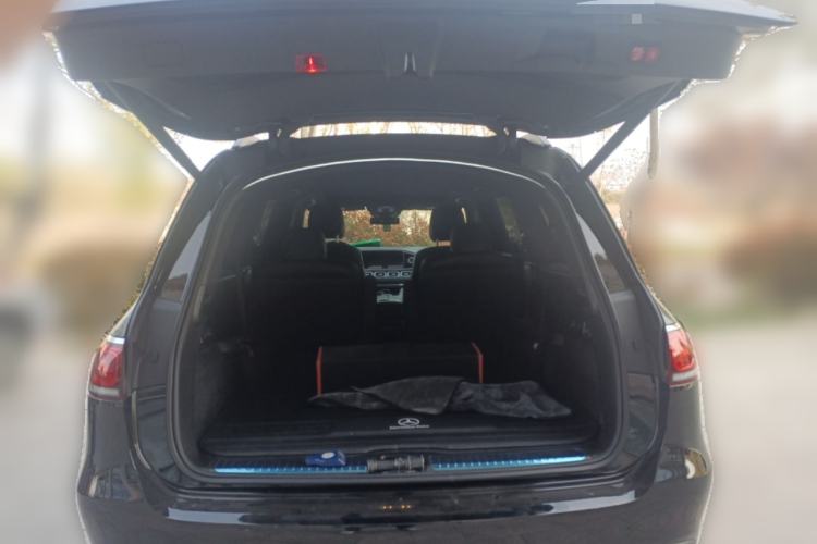 Used Mercedes-Benz GLS  Trunk